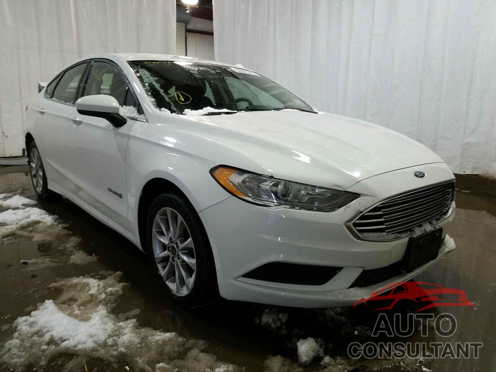 FORD FUSION 2017 - 3FA6P0LU4HR307497