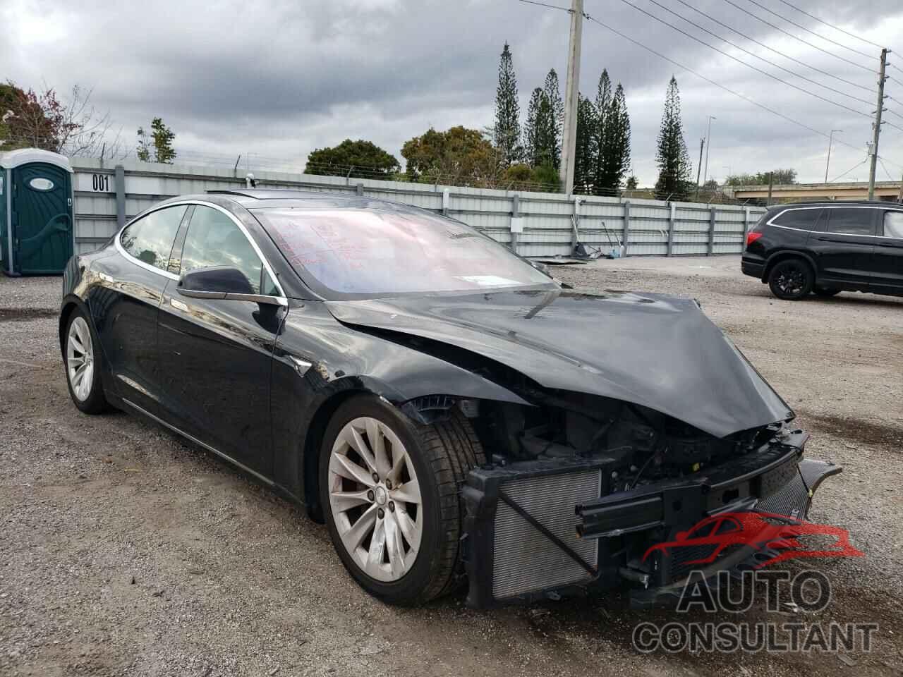 TESLA MODEL S 2017 - 5YJSA1E15HF220163