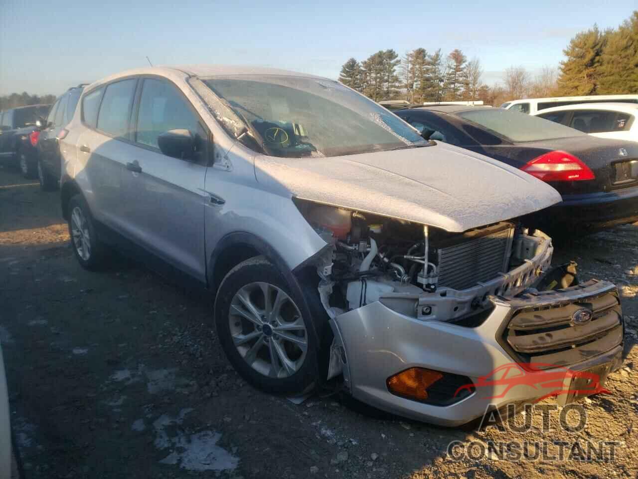 FORD ESCAPE 2017 - 1FMCU0F73HUE13181