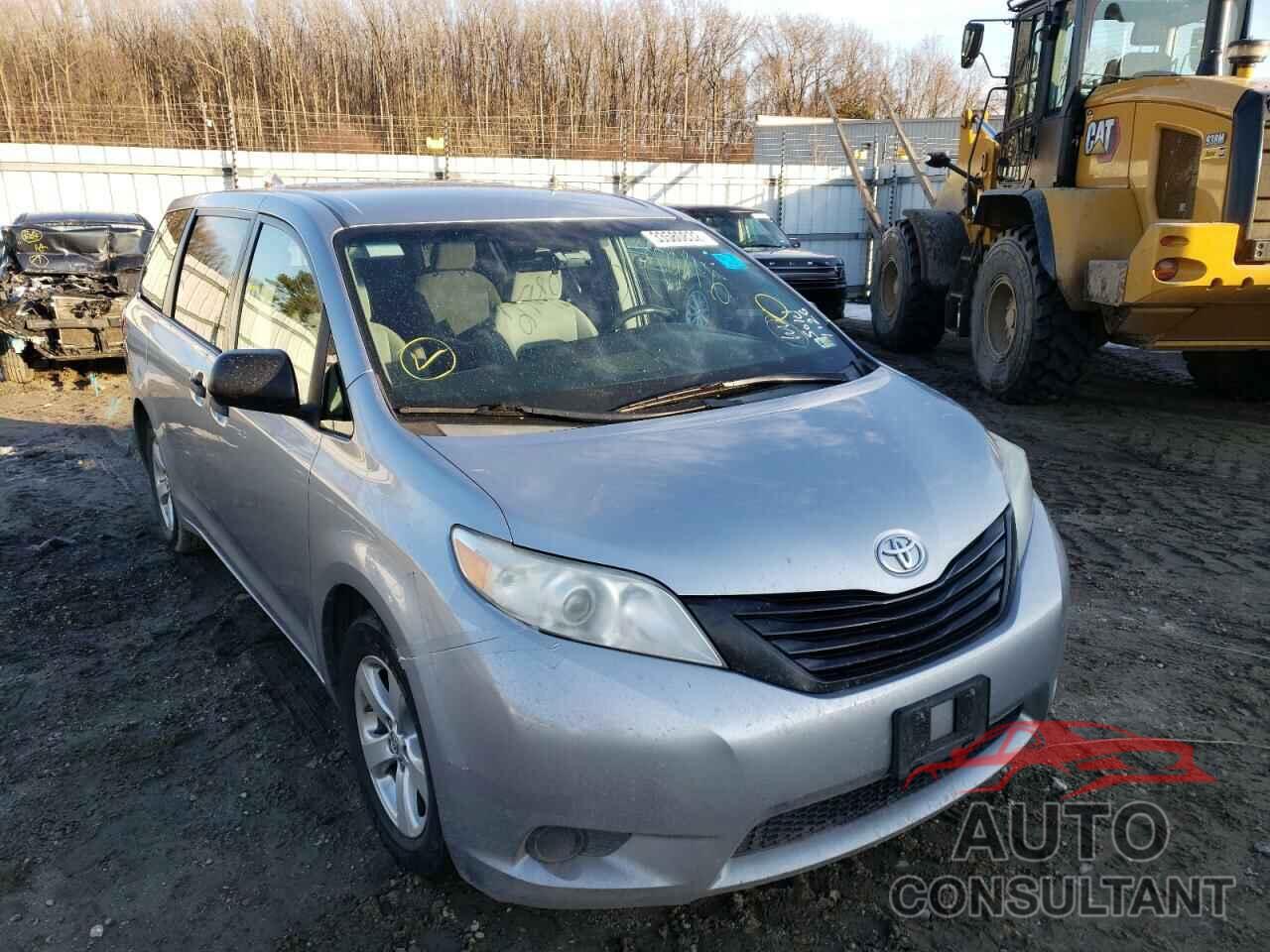 TOYOTA SIENNA 2016 - 5TDZK3DC5GS710980