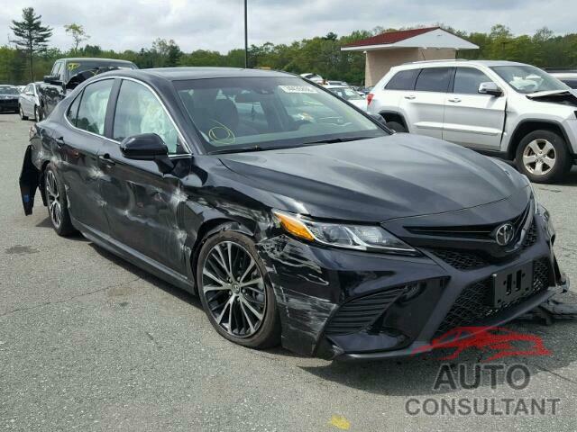 TOYOTA CAMRY 2018 - 4T1B11HK6JU594553