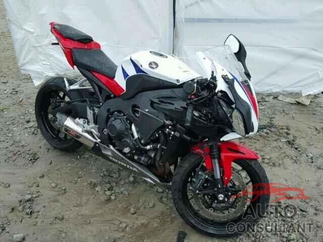 HONDA CBR CYCLE 2015 - JH2SC5906FK700223