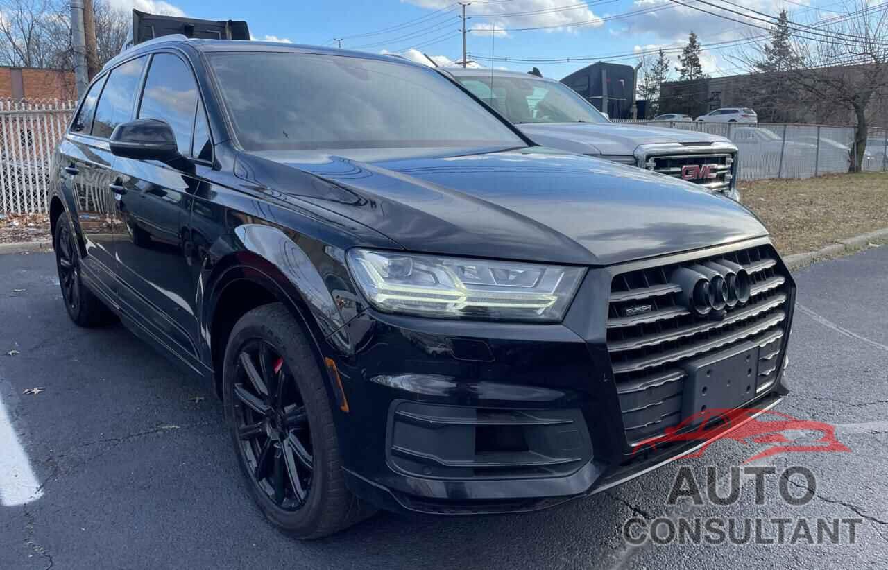 AUDI Q7 2017 - WA1LAAF78HD046663