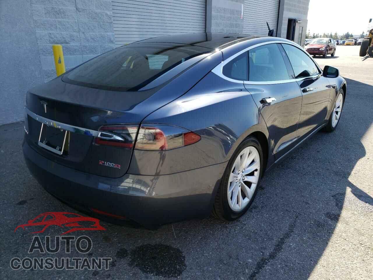 TESLA MODEL S 2018 - 5YJSA1E4XJF247732
