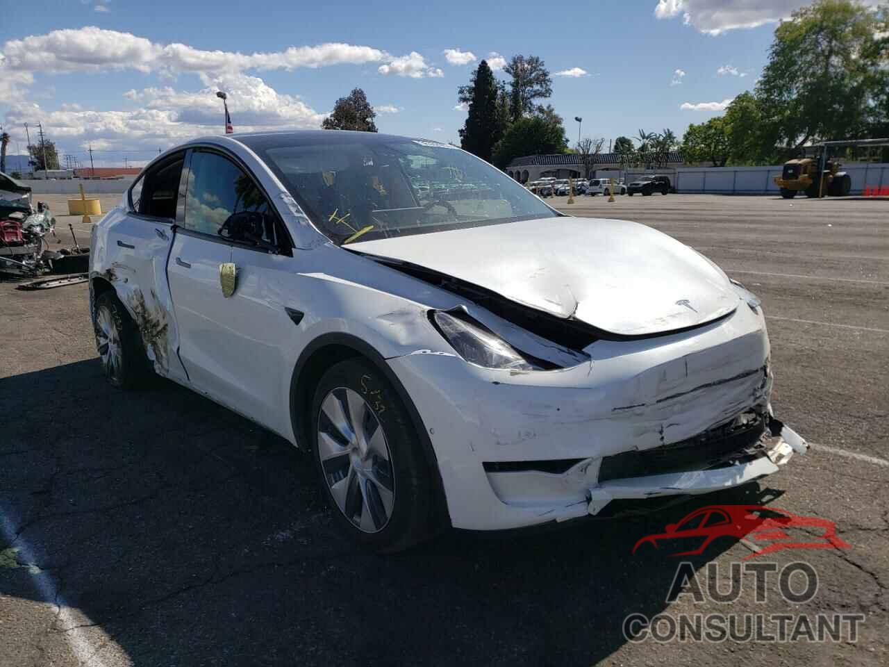 TESLA MODEL Y 2021 - 5YJYGDEE4MF082252