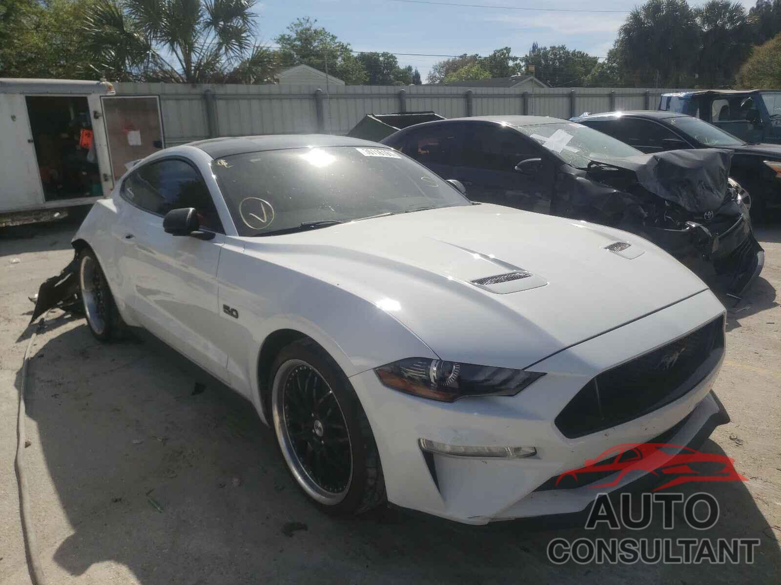 FORD MUSTANG 2018 - 1FA6P8CFXJ5146906
