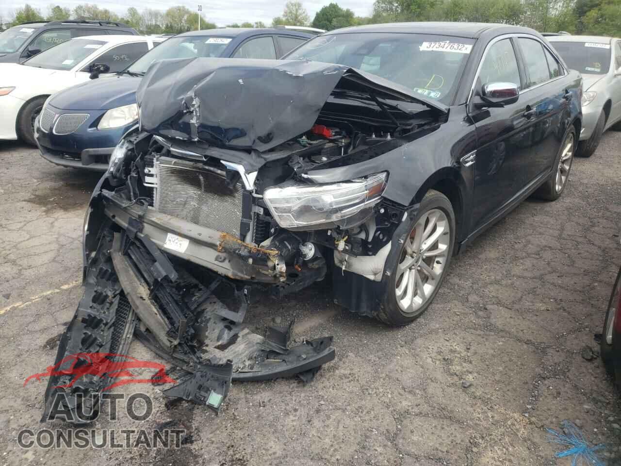FORD TAURUS 2018 - 1FAHP2F83JG126682