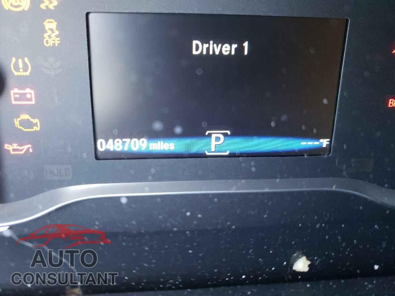 HONDA PILOT 2017 - 5FNYF5H34HB036901