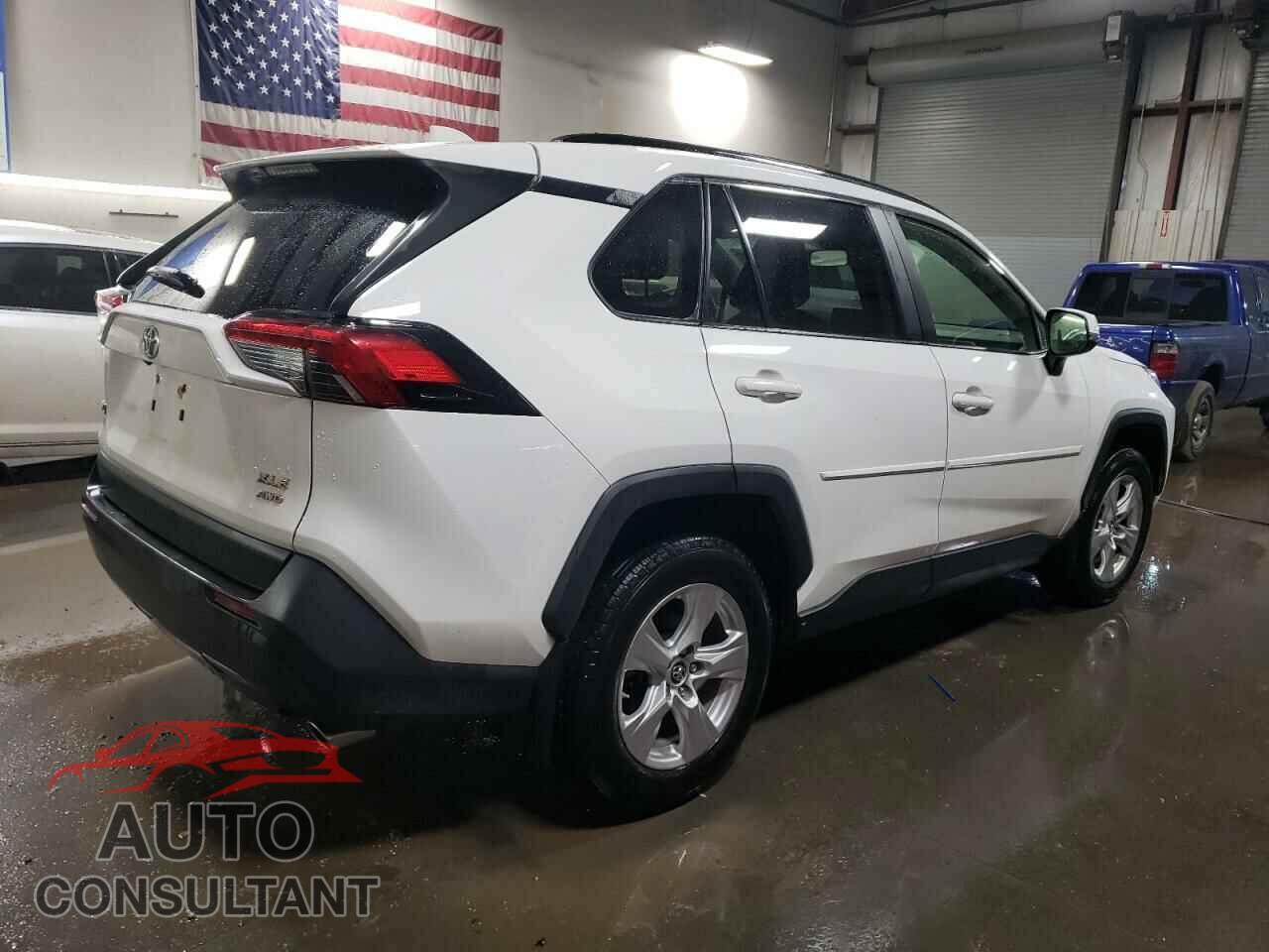 TOYOTA RAV4 2019 - JTMP1RFV1KD007408