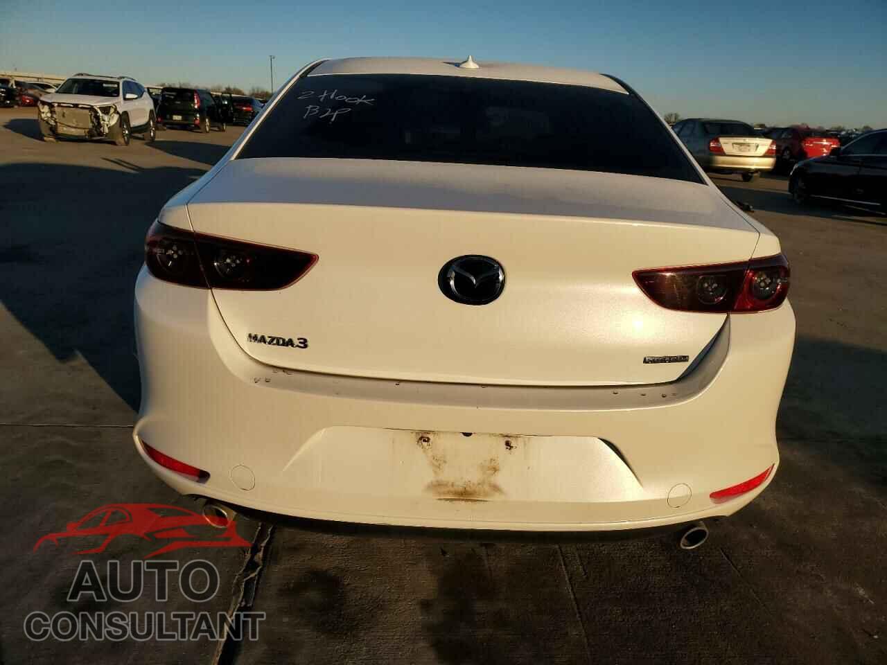 MAZDA 3 2019 - 3MZBPADL7KM105579