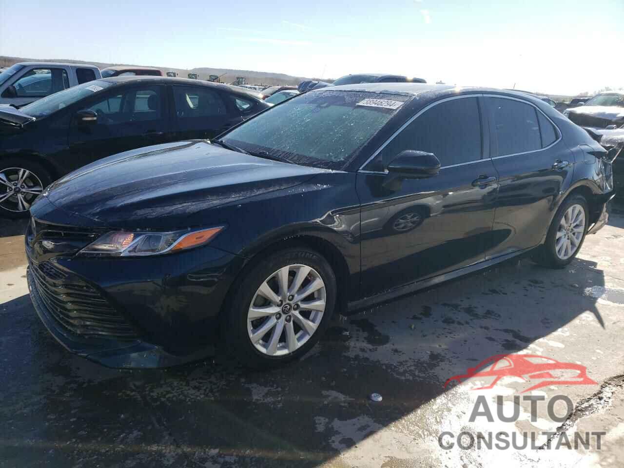 TOYOTA CAMRY 2018 - 4T1B11HK9JU562244