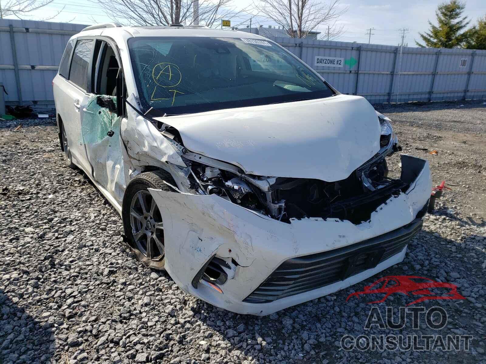 TOYOTA SIENNA 2018 - 5TDDZ3DC5JS190115