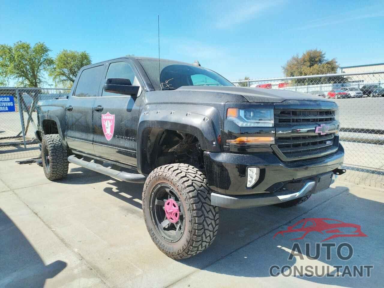 CHEVROLET SILVERADO 2017 - 3GCUKREC6HG307652