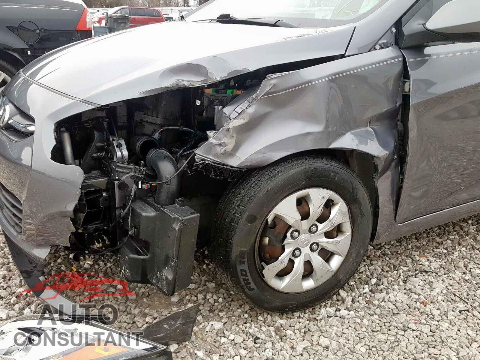 HYUNDAI ACCENT 2016 - KMHCT4AE0GU006207