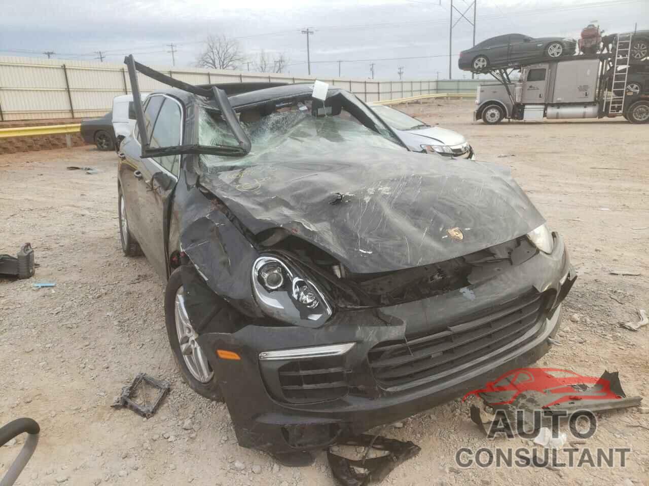 PORSCHE CAYENNE 2016 - WP1AA2A26GLA08835