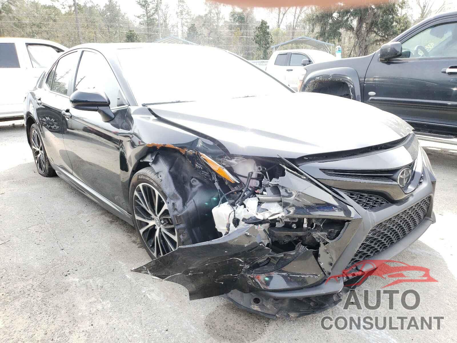 TOYOTA CAMRY 2018 - JTNB11HK8J3022535