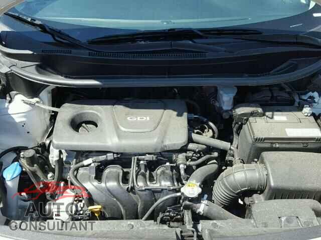 KIA RIO 2017 - 5NPDH4AE5GH734397