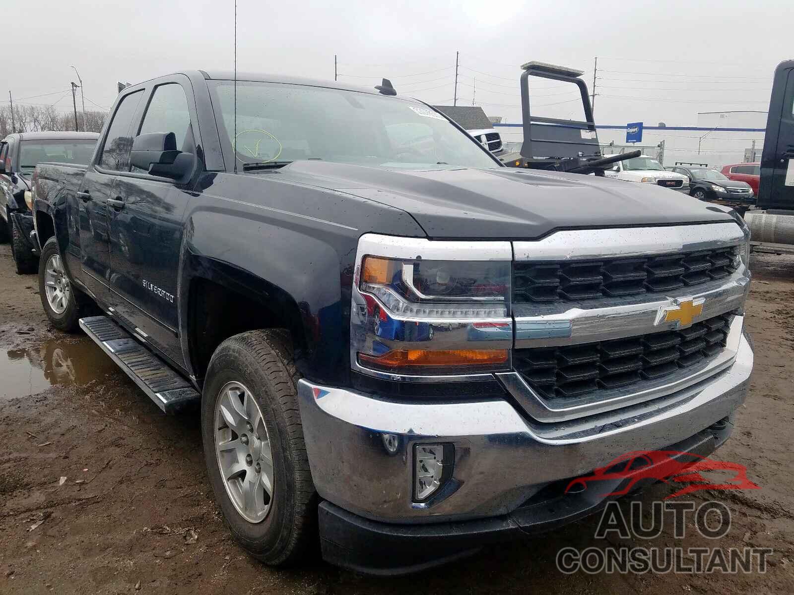 CHEVROLET SILVERADO 2017 - 1HGCV1F10MA046711