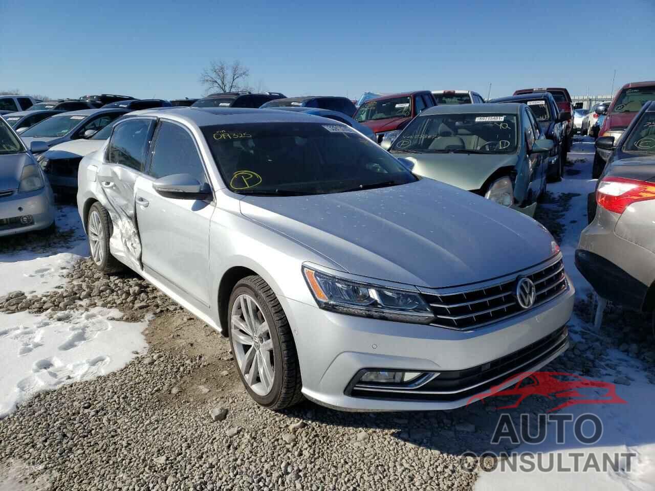 VOLKSWAGEN PASSAT 2018 - 1VWCA7A3XJC019325