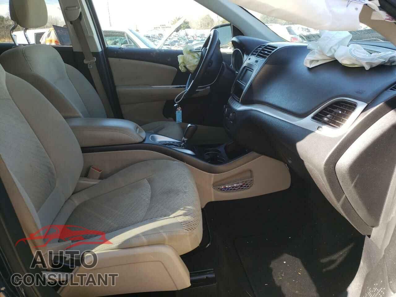 DODGE JOURNEY 2018 - 3C4PDCAB2JT294218
