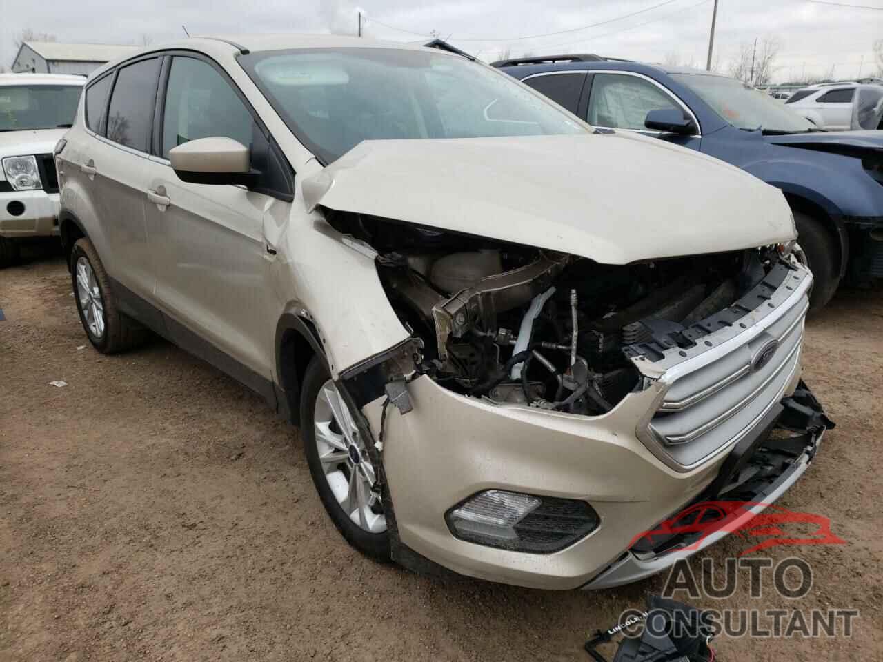 FORD ESCAPE 2017 - 1FMCU0GD2HUD88939