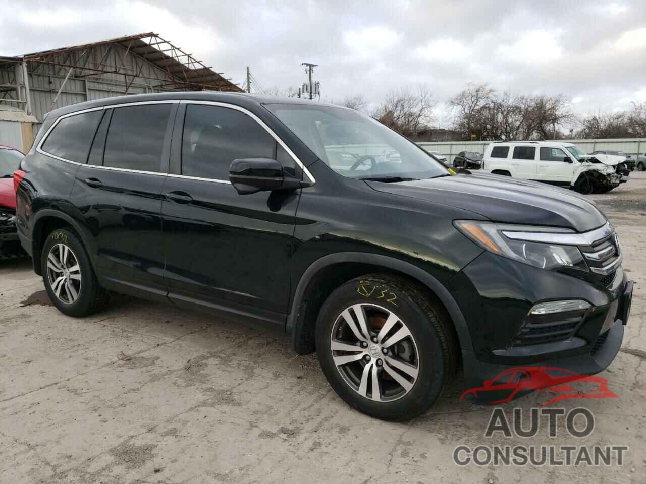 HONDA PILOT 2018 - 5FNYF5H56JB022490