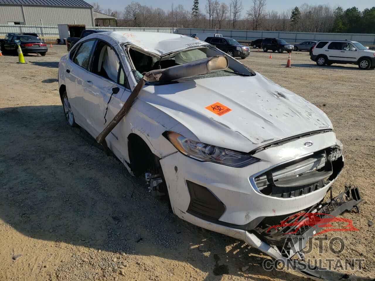 FORD FUSION 2019 - 3FA6P0LU0KR205072