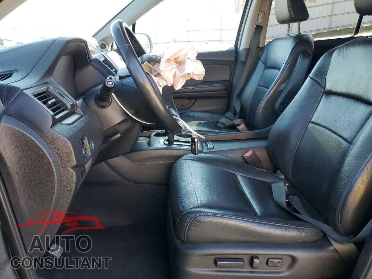 HONDA PILOT 2018 - 5FNYF6H53JB054478