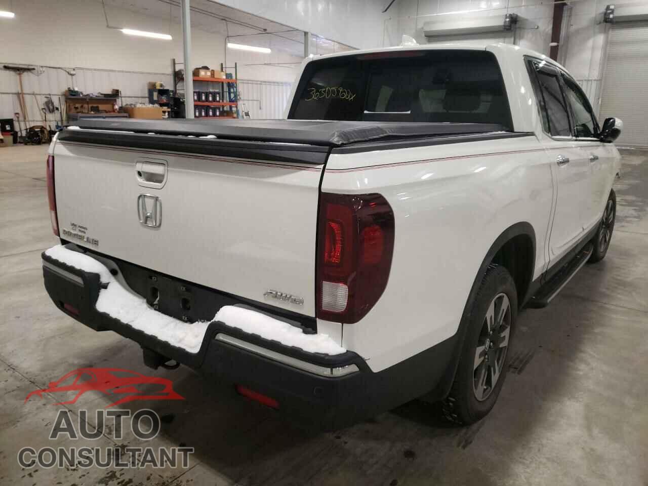 HONDA RIDGELINE 2017 - 5FPYK3F7XHB020957