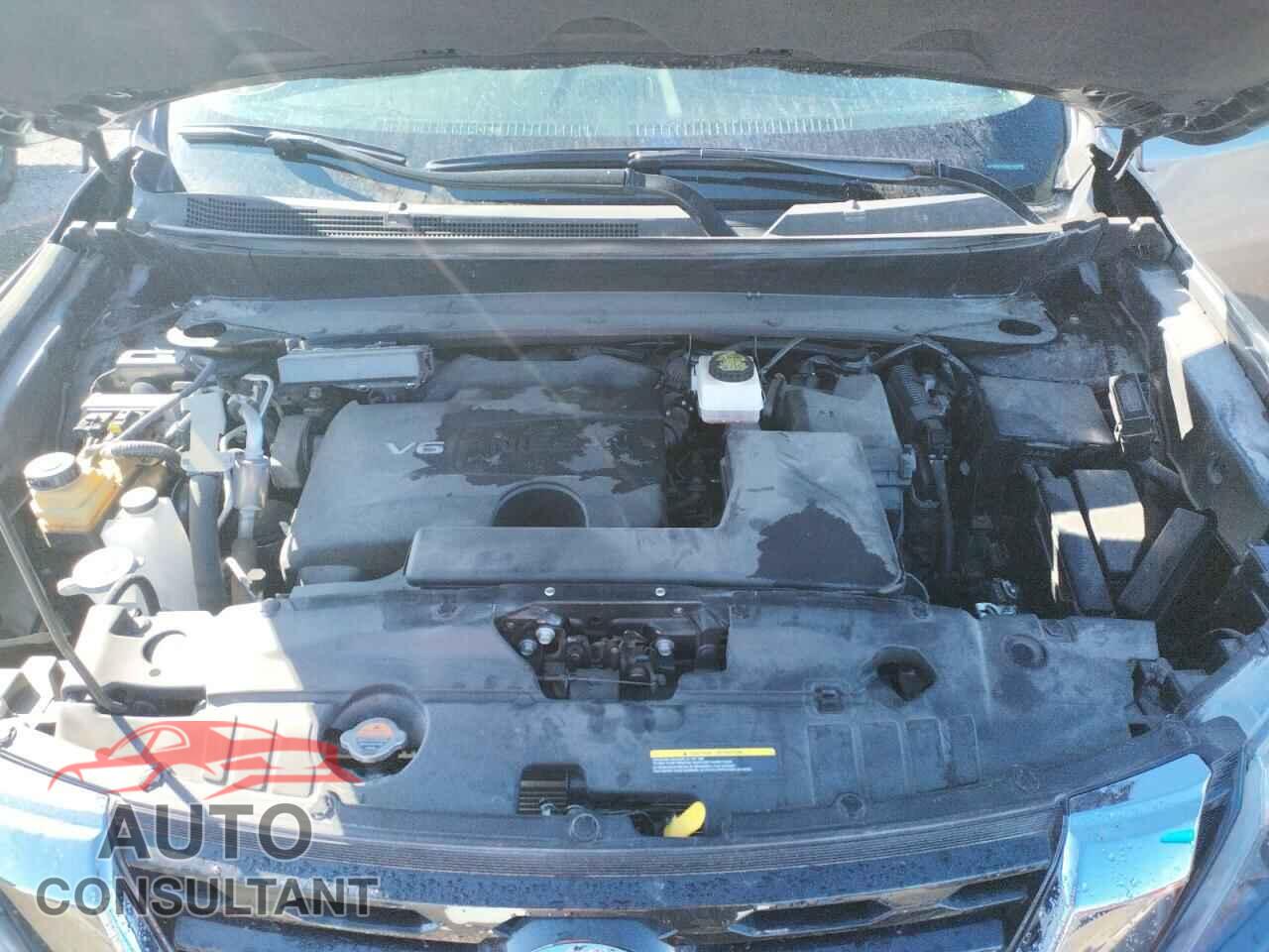 NISSAN PATHFINDER 2019 - 5N1DR2MN3KC641987