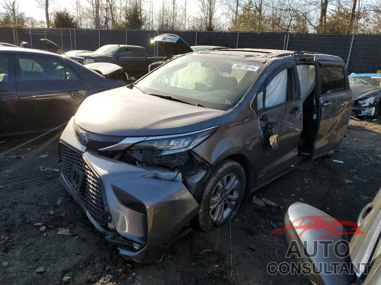 TOYOTA SIENNA 2021 - 5TDDSKFC3MS003003