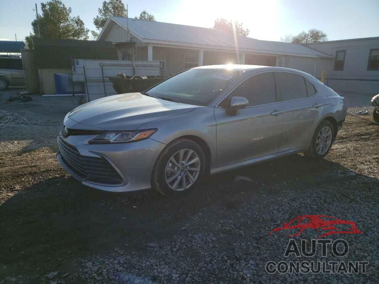 TOYOTA CAMRY 2023 - 4T1C11AKXPU108415