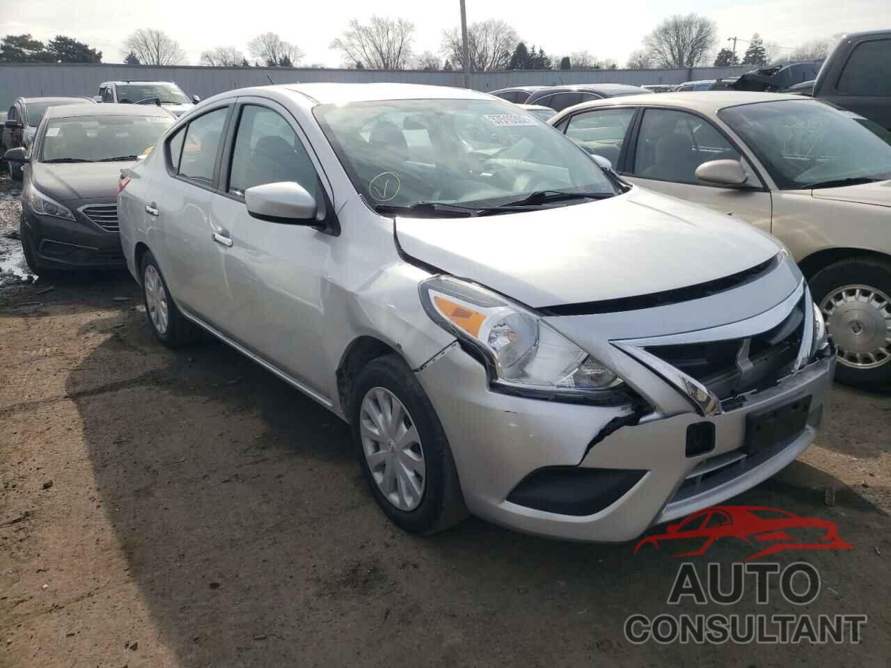 NISSAN VERSA 2017 - 3N1CN7AP3HL848491