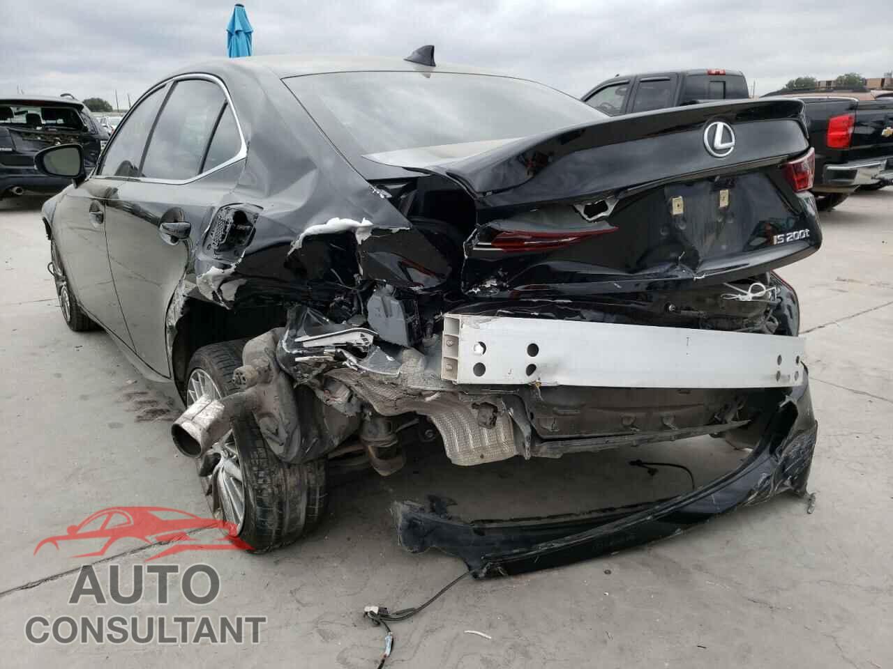 LEXUS IS 2016 - JTHBA1D28G5024386
