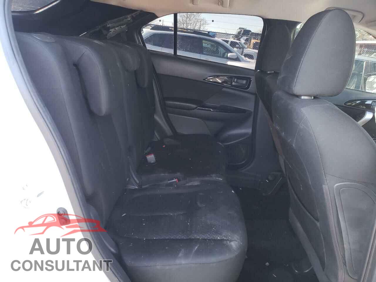 MITSUBISHI ECLIPSE 2019 - JA4AT4AA8KZ000539