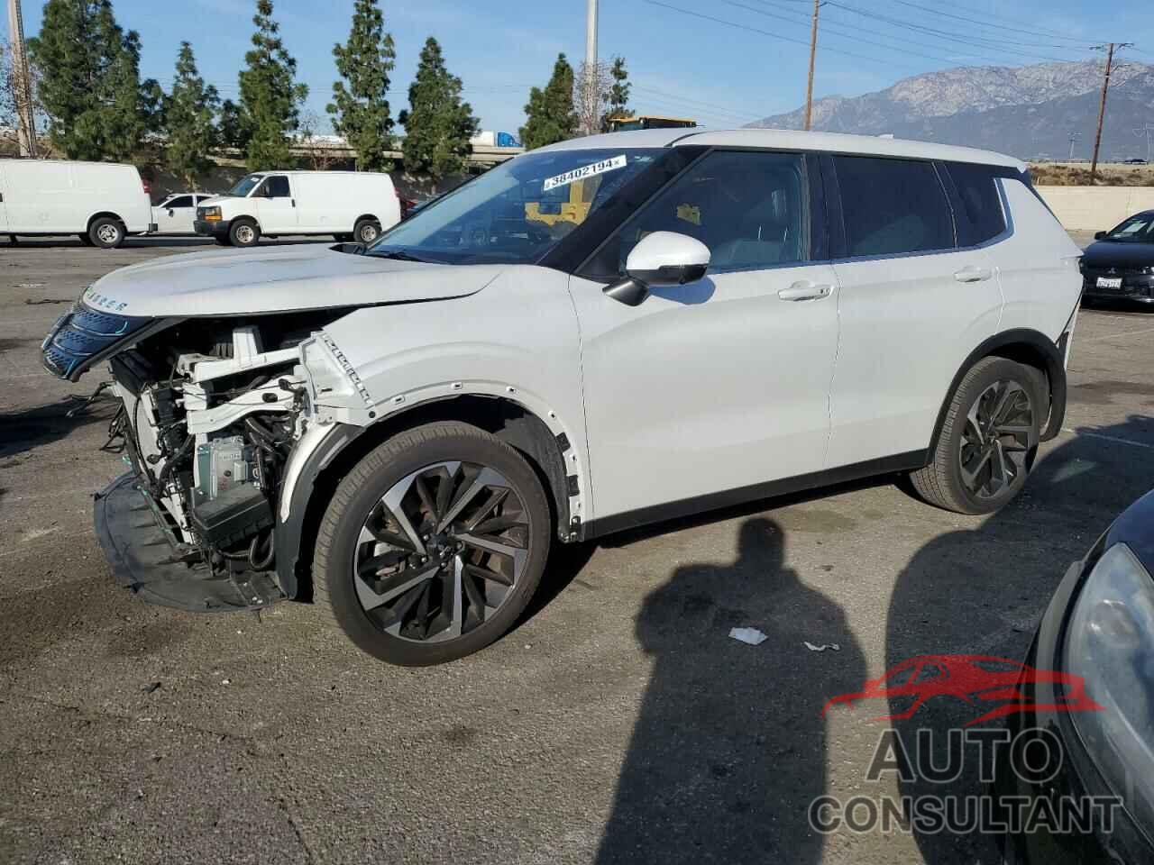 MITSUBISHI OUTLANDER 2022 - JA4J4UA86NZ080826