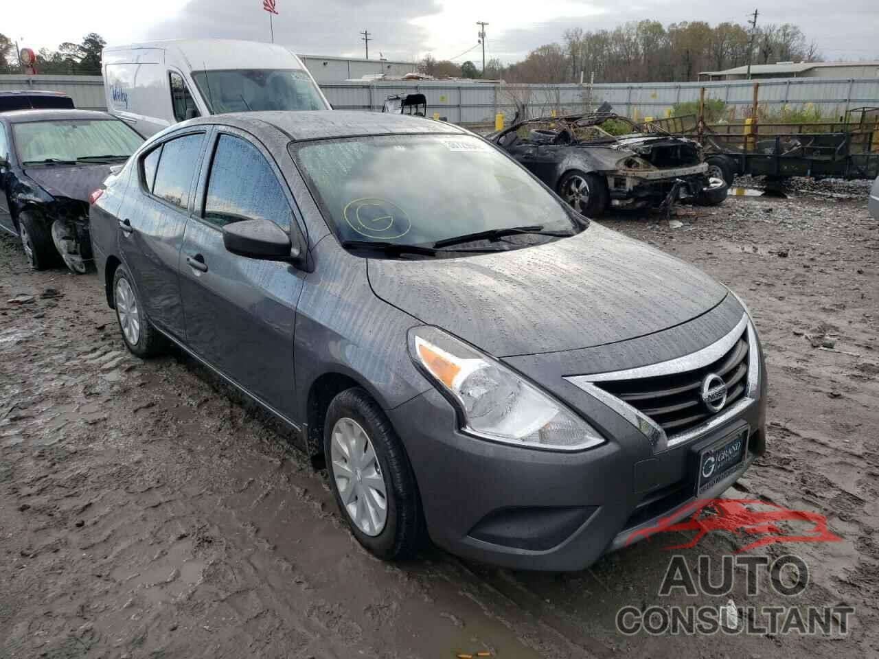 NISSAN VERSA 2017 - 3N1CN7AP0HL810345