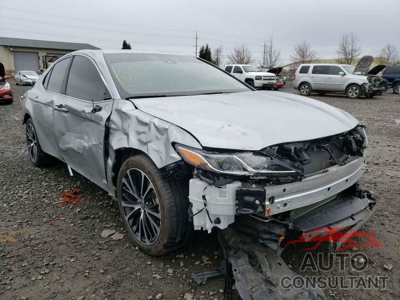 TOYOTA CAMRY 2020 - 4T1G11BK7LU002935