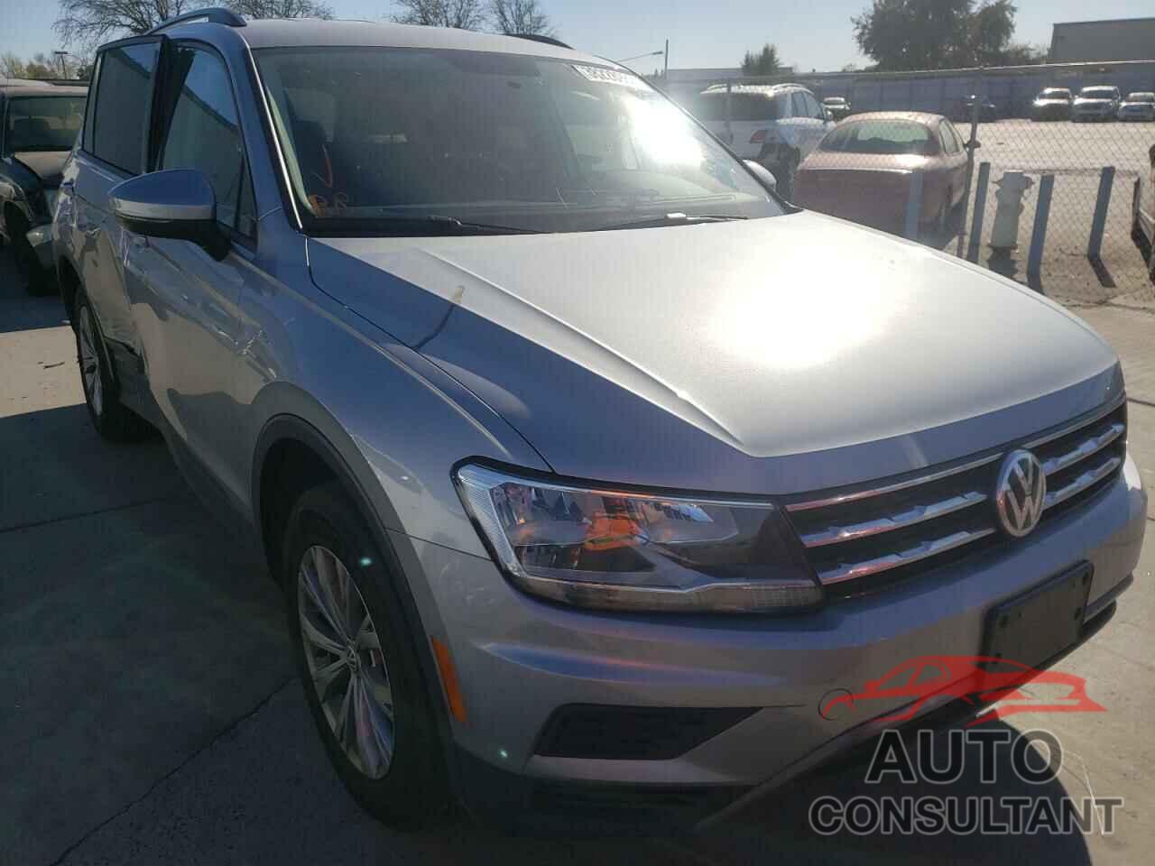 VOLKSWAGEN TIGUAN 2020 - 3VV1B7AX5LM056845