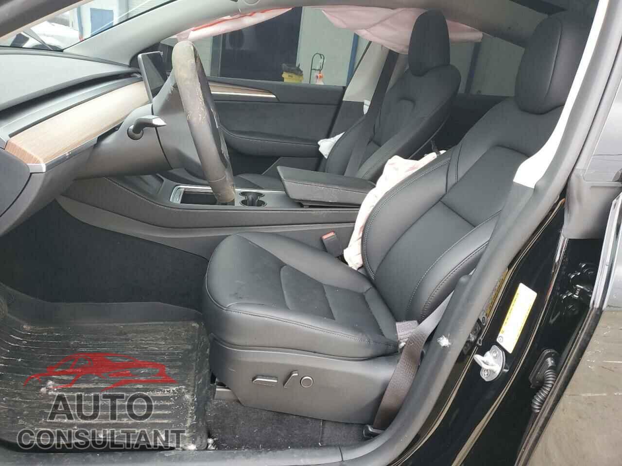 TESLA MODEL Y 2023 - 7SAYGDEEXPF917178