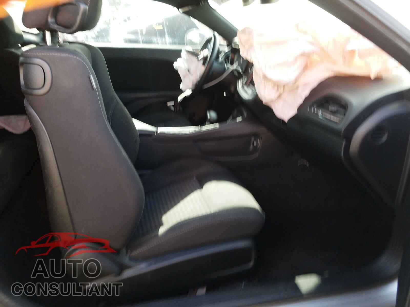 DODGE CHALLENGER 2018 - 2C3CDZAG1JH317871