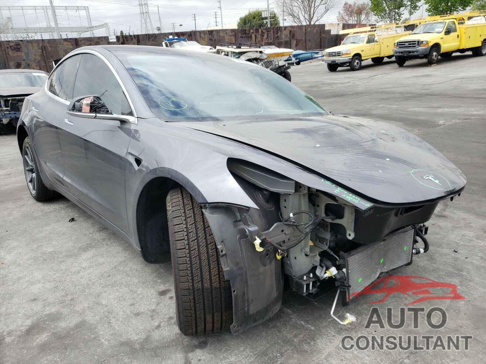 TESLA MODEL 3 2018 - 5YJ3E1EA6JF011531