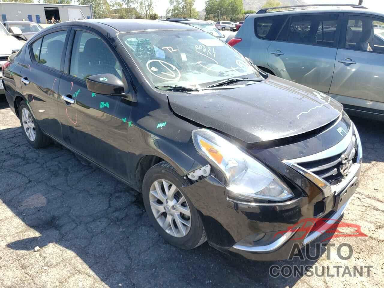 NISSAN VERSA 2018 - 3N1CN7AP5JL864441