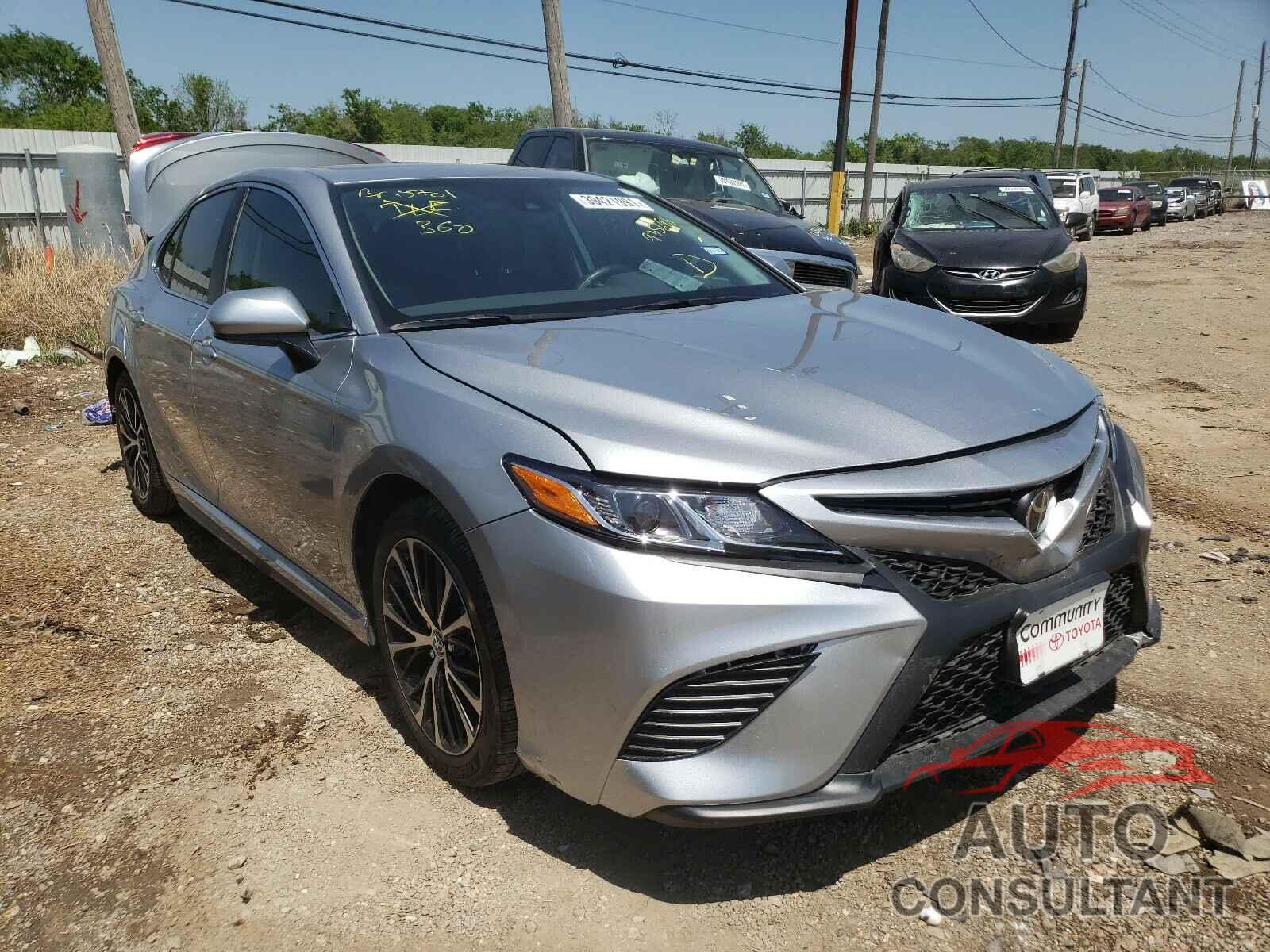 TOYOTA CAMRY 2020 - 4T1G11AKXLU935696