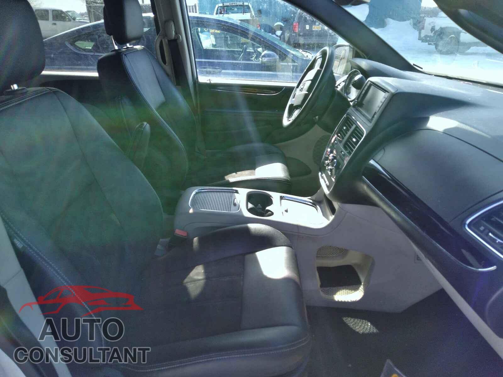 DODGE GRAND CARA 2019 - 2C4RDGCGXKR648533