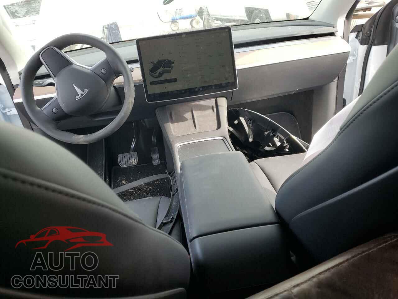 TESLA MODEL Y 2023 - 7SAYGDEE2PF599007