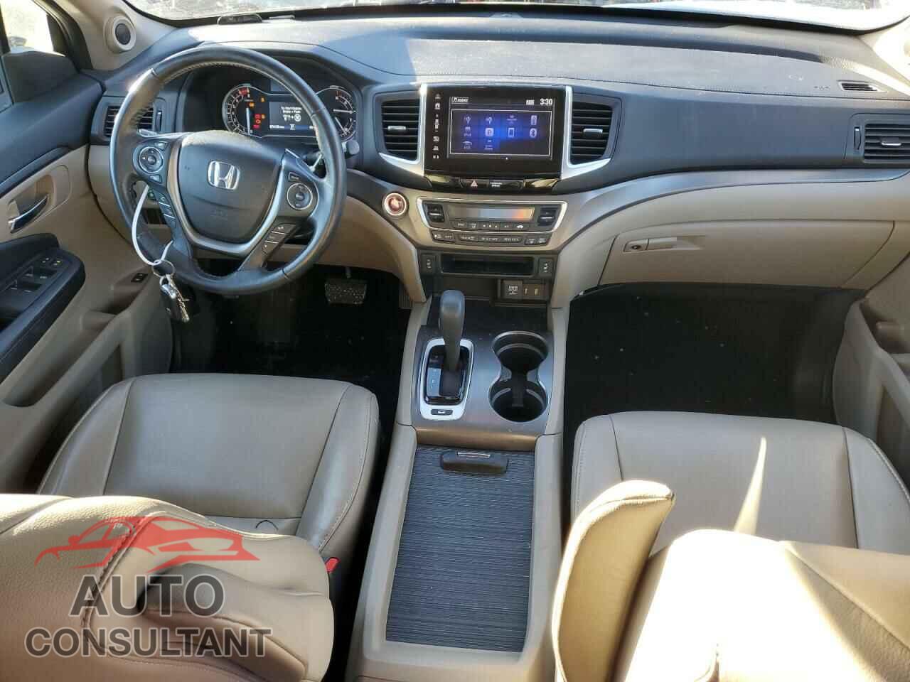 HONDA PILOT 2017 - 5FNYF6H53HB044253