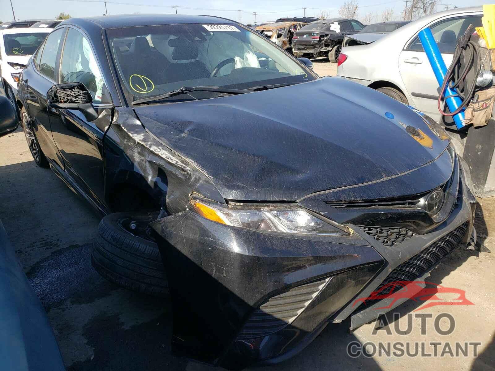 TOYOTA CAMRY 2019 - 4T1B11HK2KU184754