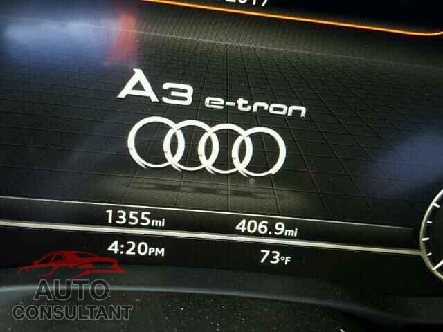 AUDI A3 2017 - WAUTPBFF5HA040948