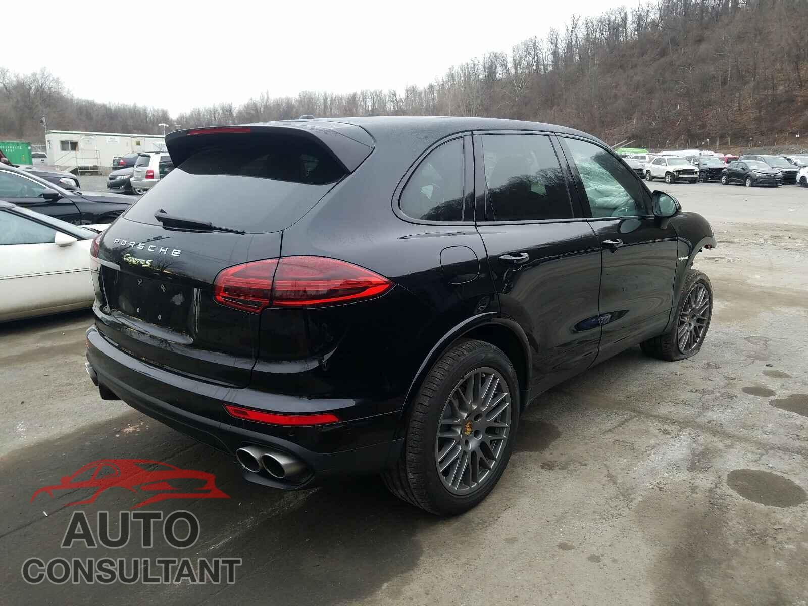 PORSCHE CAYENNE 2017 - WP1AE2A23HLA75110
